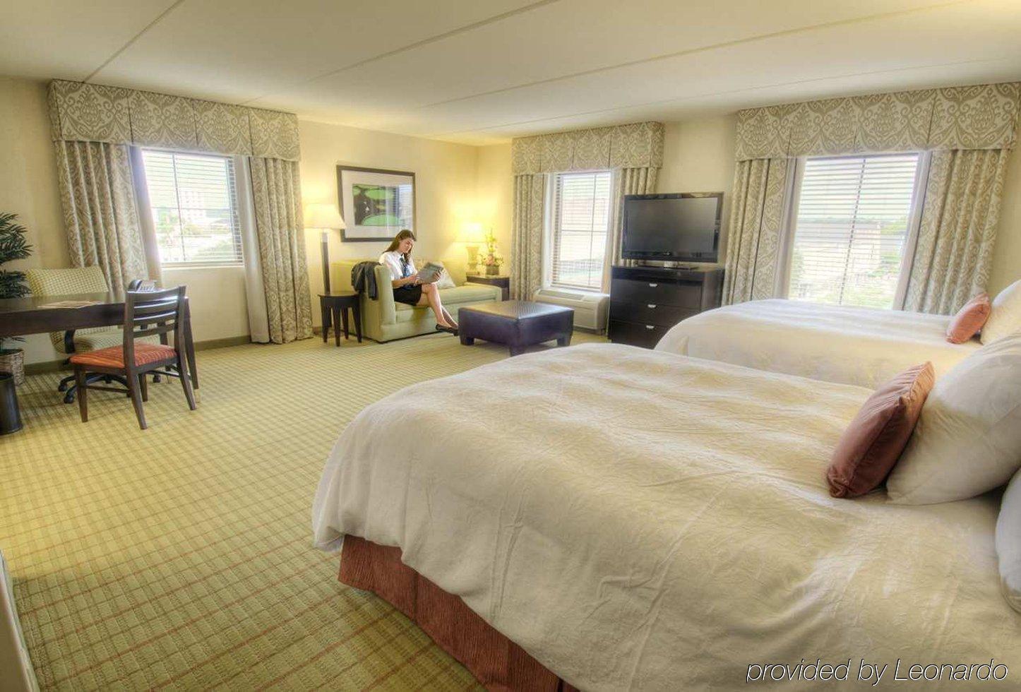 Hampton Inn & Suites Gainesville Downtown Habitación foto